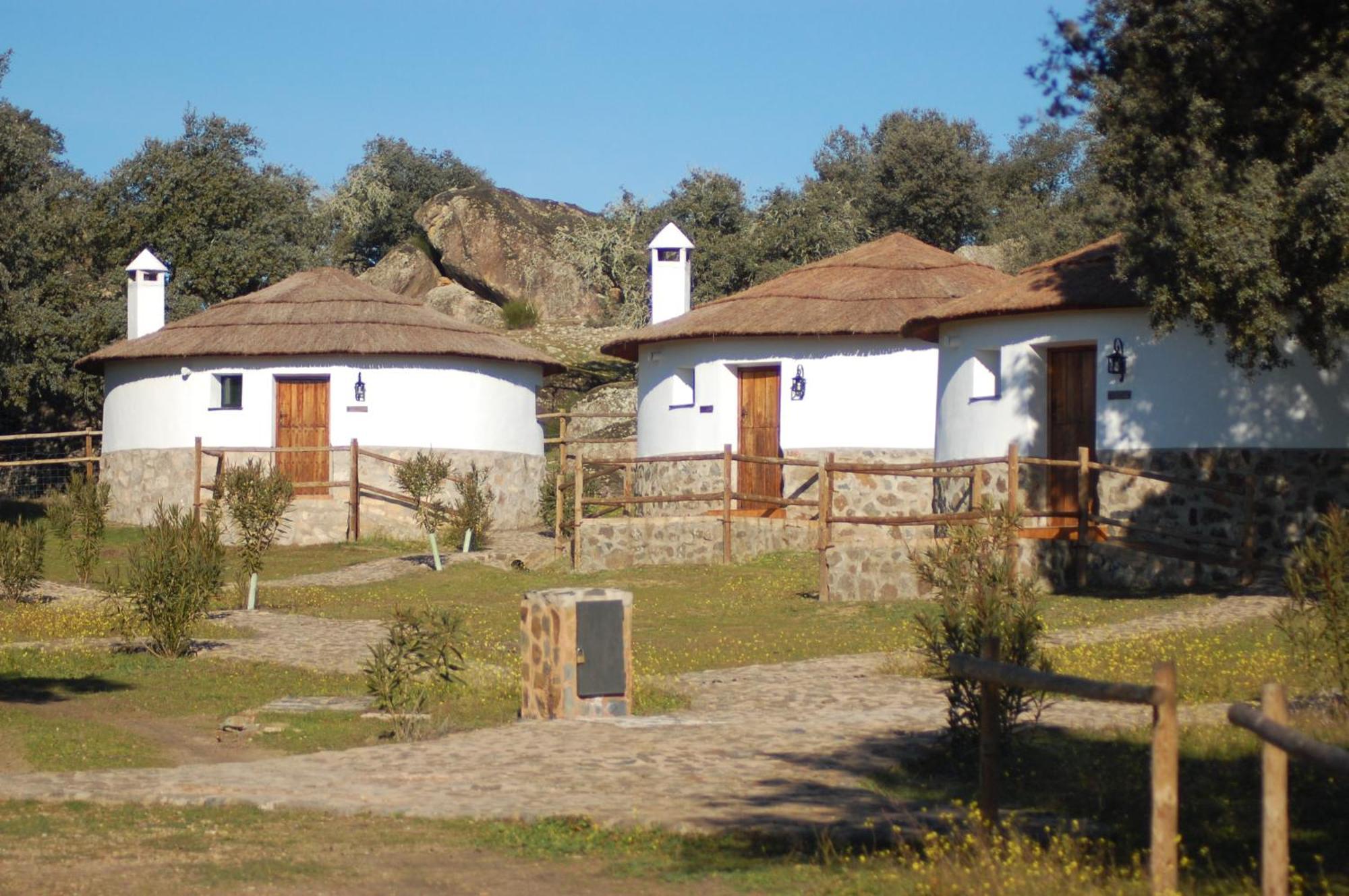 Los Chozos De La Roca La Roca de la Sierra Ngoại thất bức ảnh